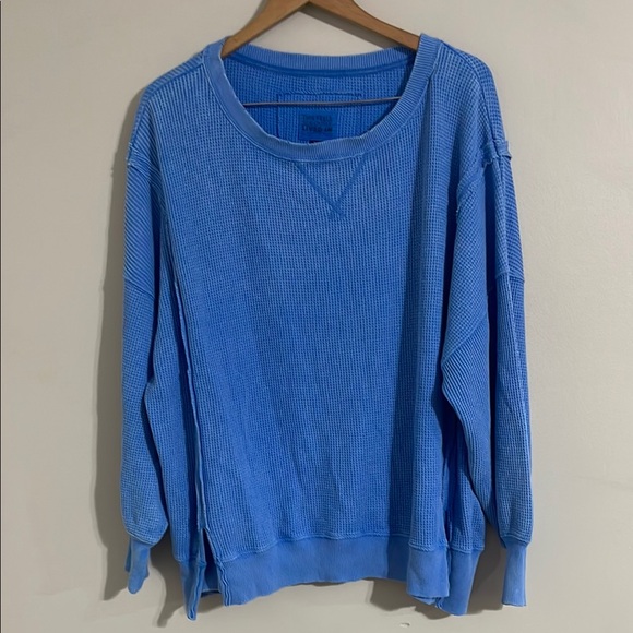 American Eagle Big Hug Waffle Sweatshirt medium - Picture 1 of 7